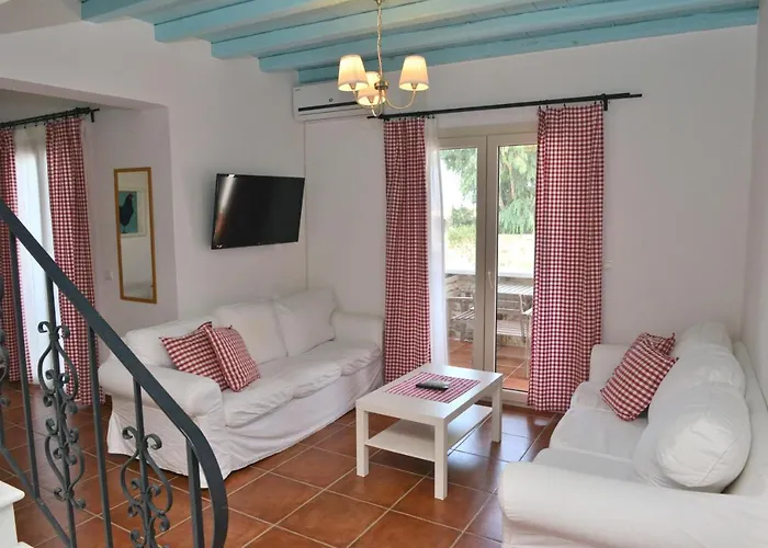 Ξενοδοχείο με διαμερίσματα Country 4*