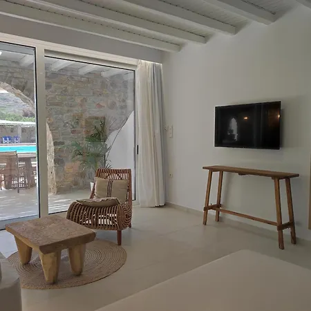 Country Aparthotel 3*