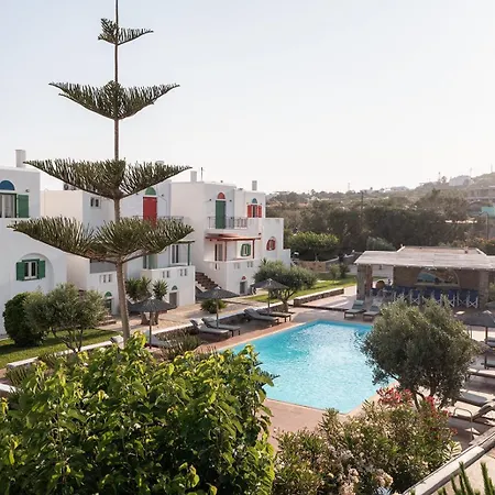 Country Aparthotel 3*