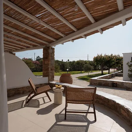 Aparthotel Country 3*